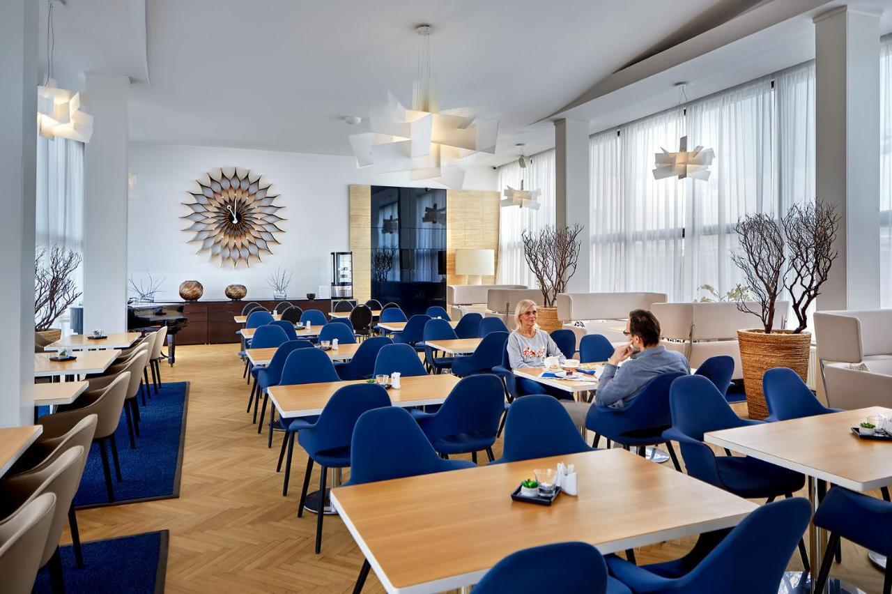 Wellness Hotel Orlik Kozarovice Экстерьер фото