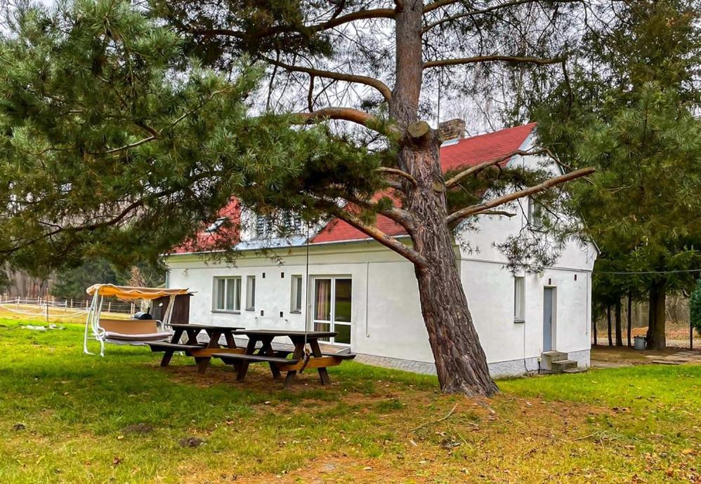 Wellness Hotel Orlik Kozarovice Экстерьер фото