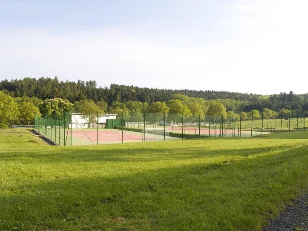 Wellness Hotel Orlik Kozarovice Экстерьер фото