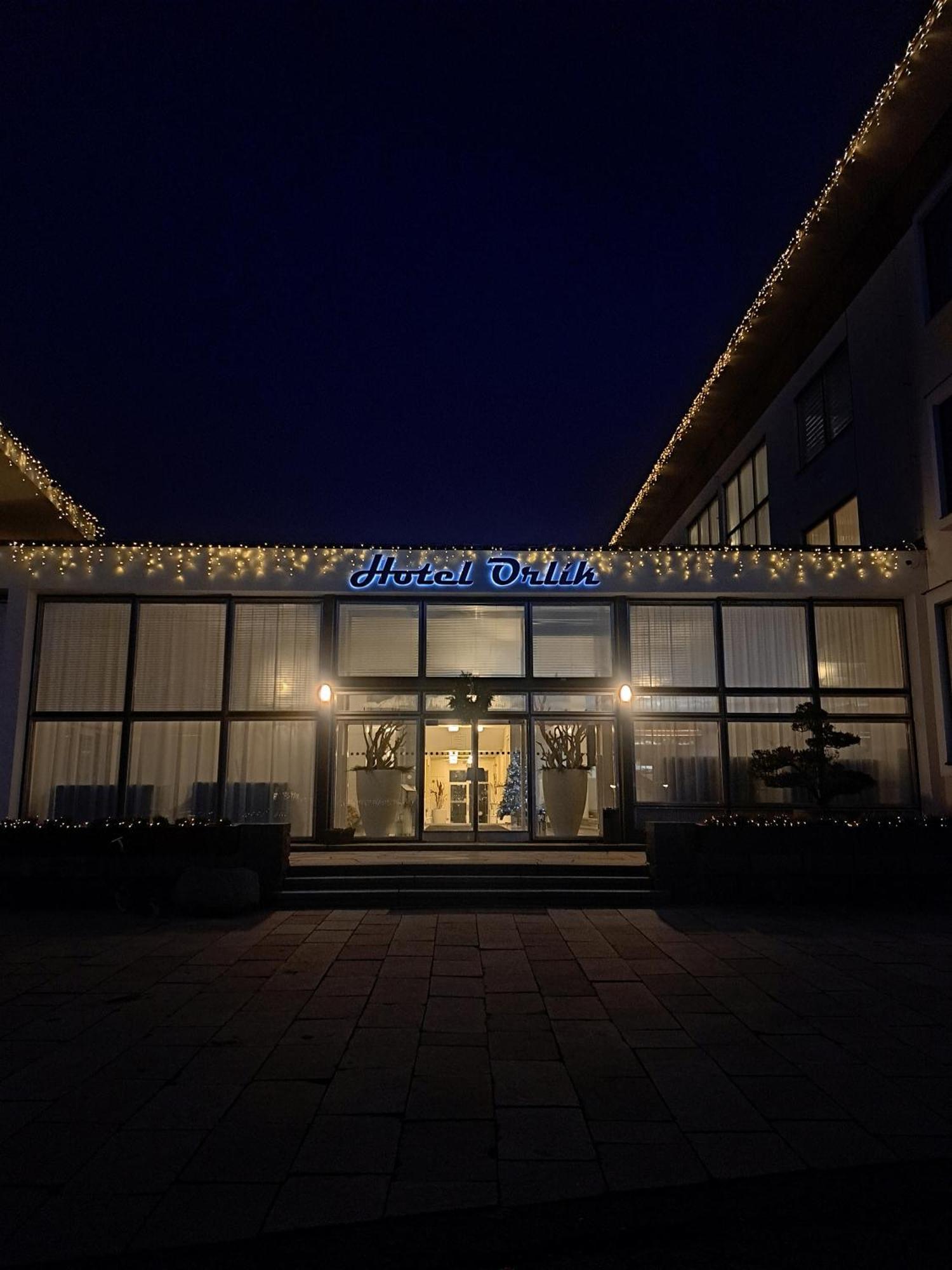 Wellness Hotel Orlik Kozarovice Экстерьер фото