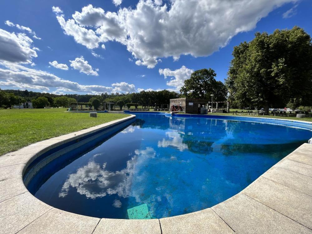 Wellness Hotel Orlik Kozarovice Экстерьер фото
